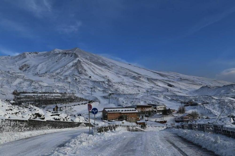 Rifugio Sapienza Hotell Nicolosi Eksteriør bilde